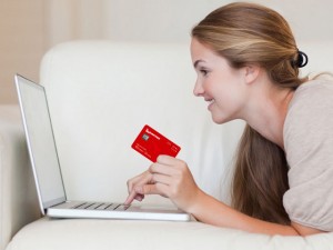 qantas-cash-girl-laptop